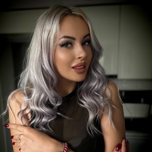 paola_blond